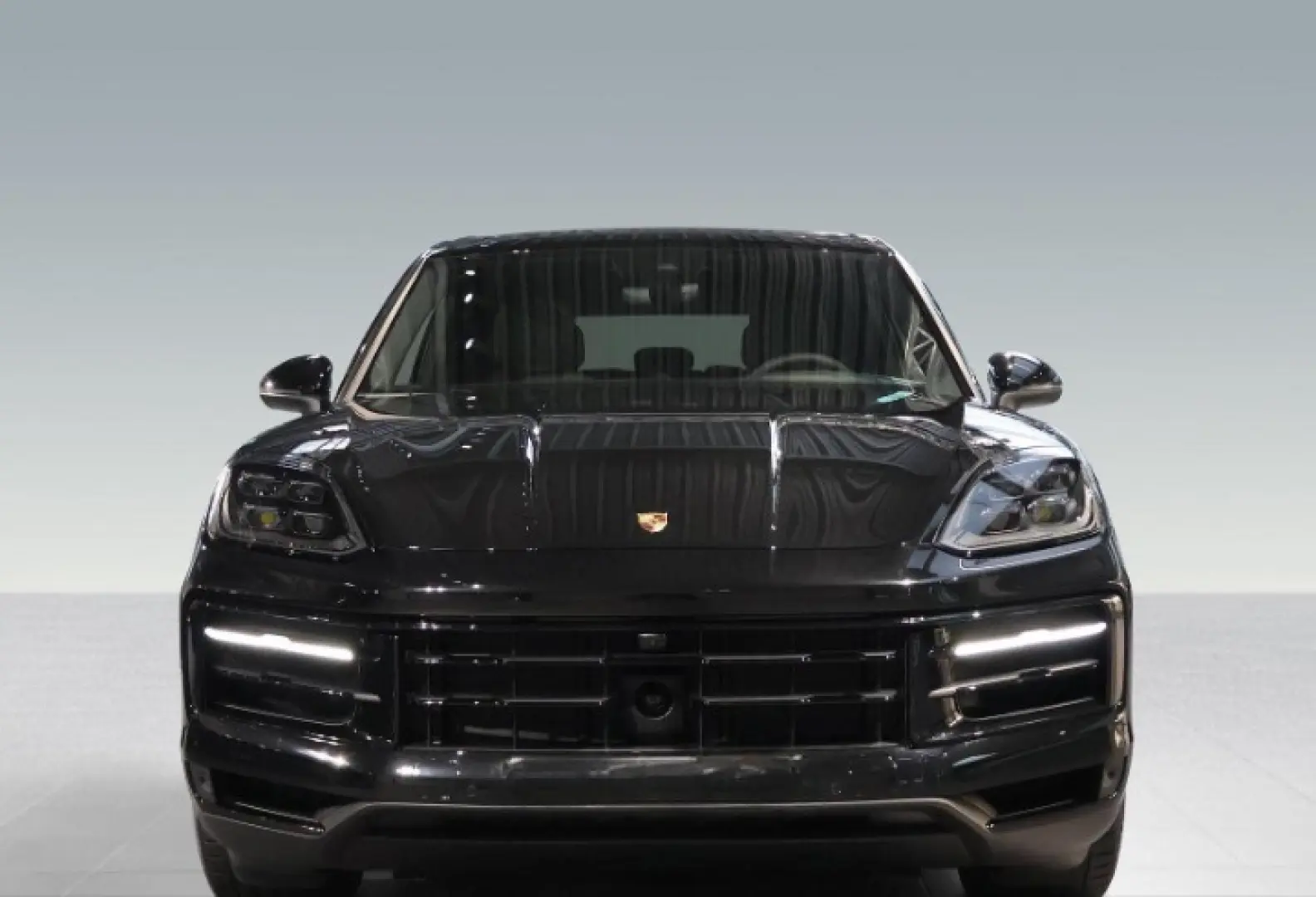 Porsche Cayenne E-Hybrid pneu pano masaj ventilatie Matrix