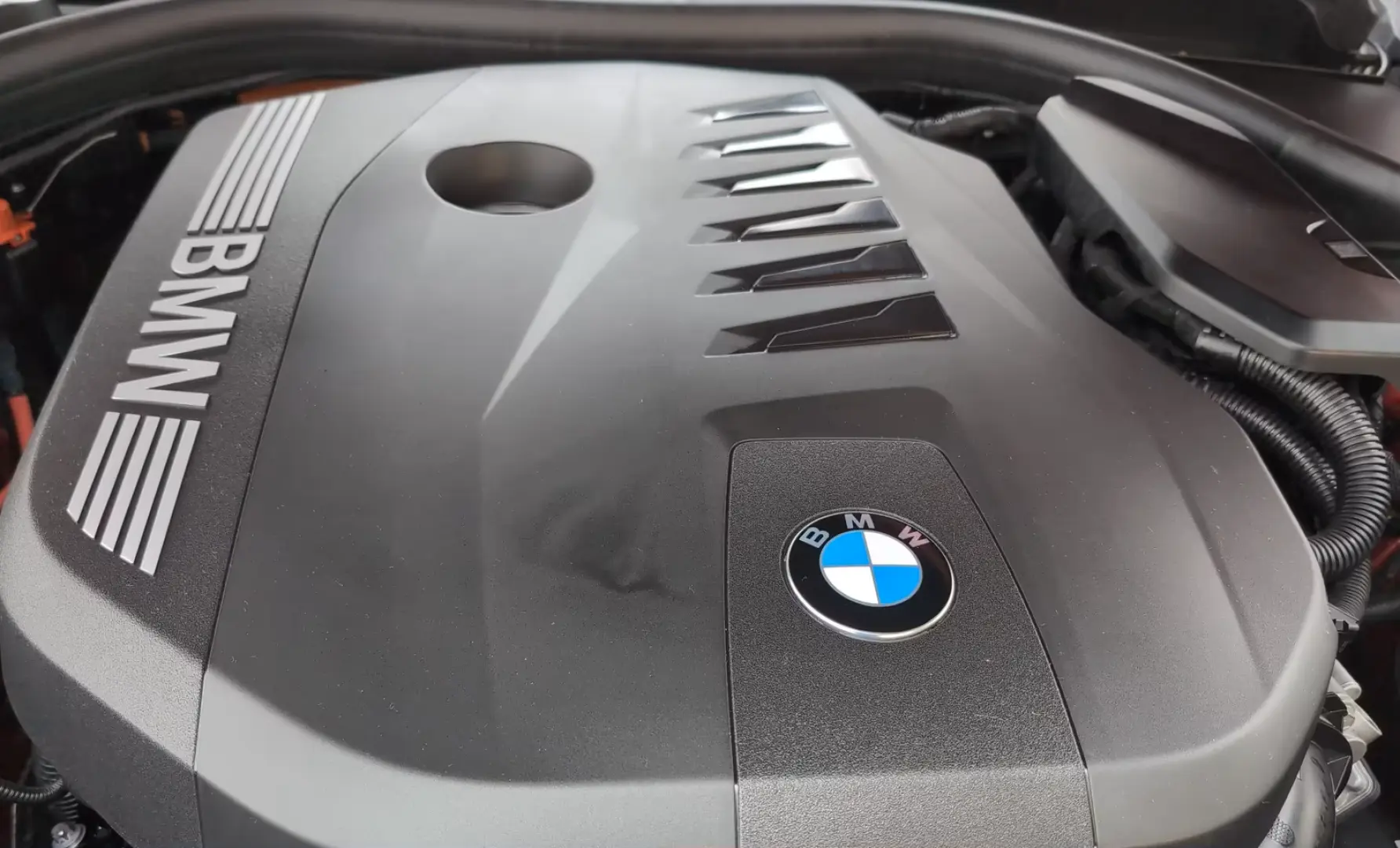 550e xDrive Limousine M Sport AHK Kamera LED Len