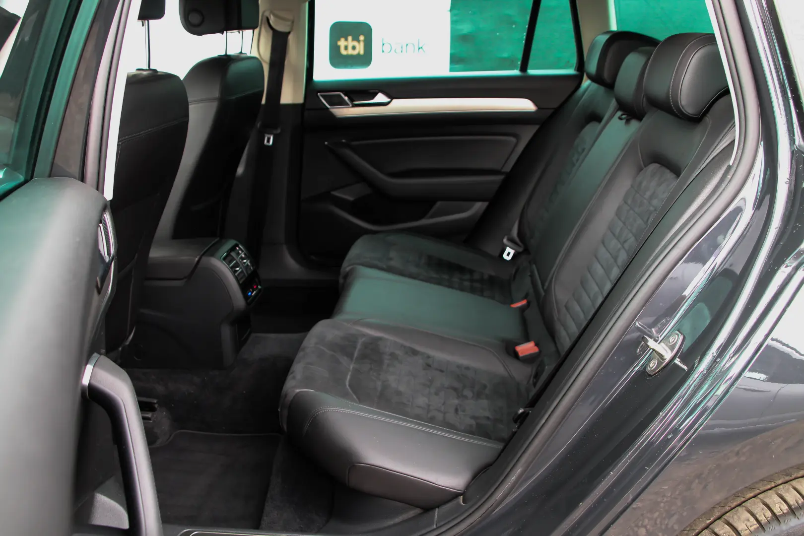 Vw Passat B8 2.0 TDI DSG   2017  Nardo Grey