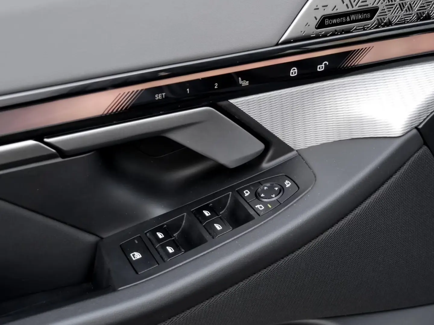 BMW 550 e xDrive Limousine M Sport Pro B&W