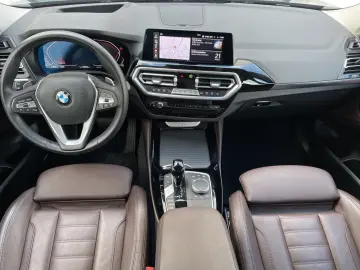 X4 xDrive20d LiveCockpit Head-Up Laserlicht