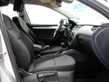 Skoda Octavia3   DSG  2.0TDI  150Cp