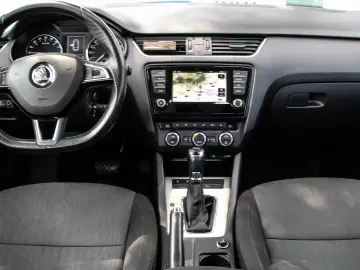 Skoda Octavia3   DSG  2.0TDI  150Cp