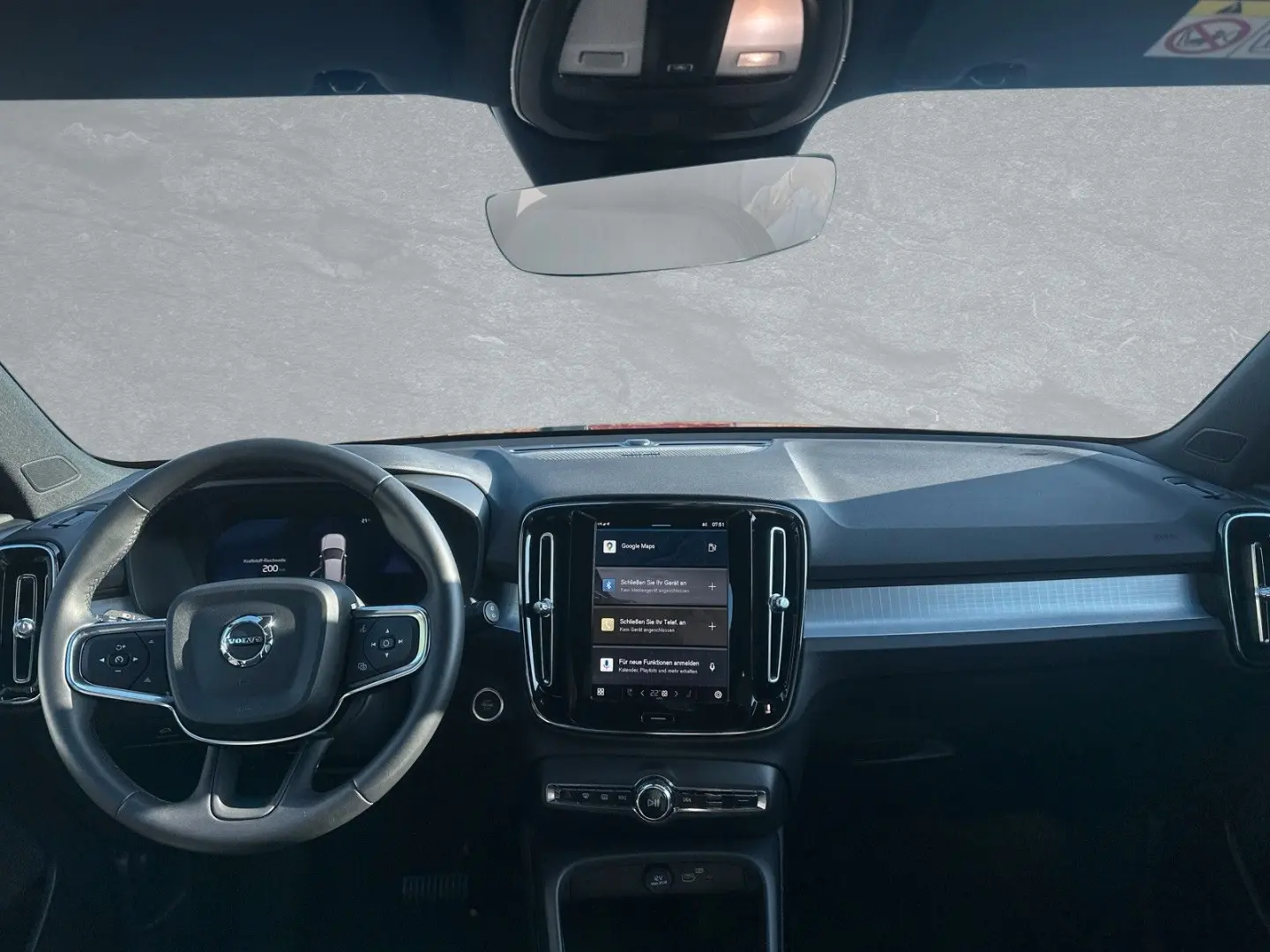 XC40 B3 MILD-Hybrid Automatik Plus Dark LED