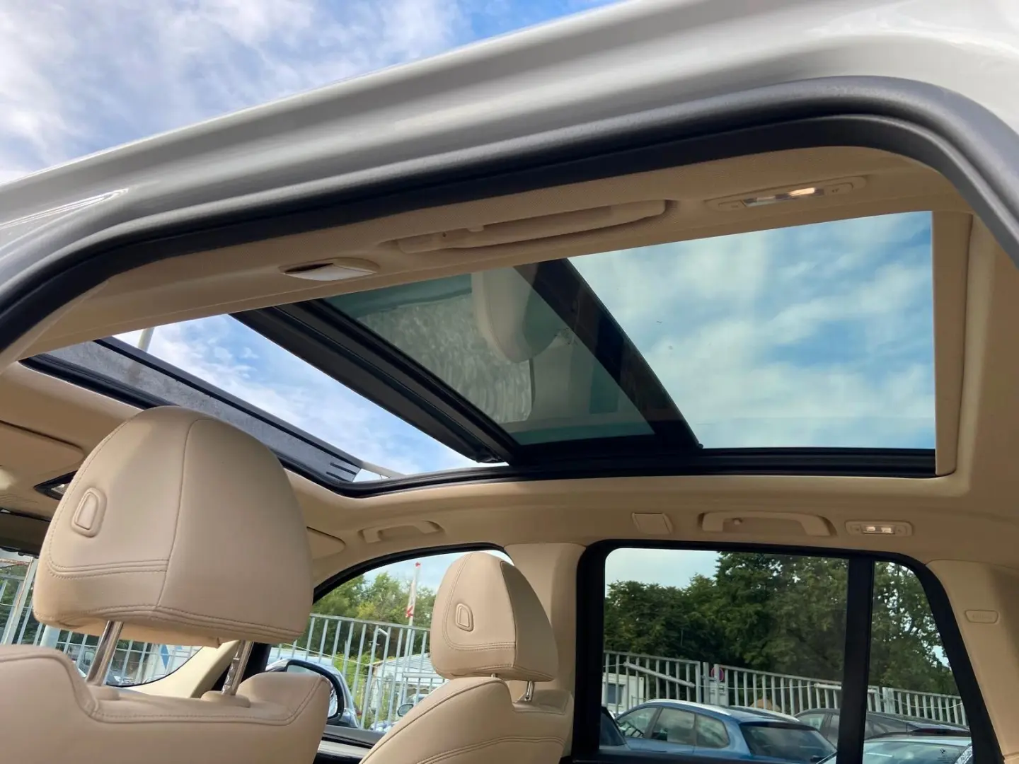 X3xDrive20d Advantage PANO AHK 360  LED NAVI