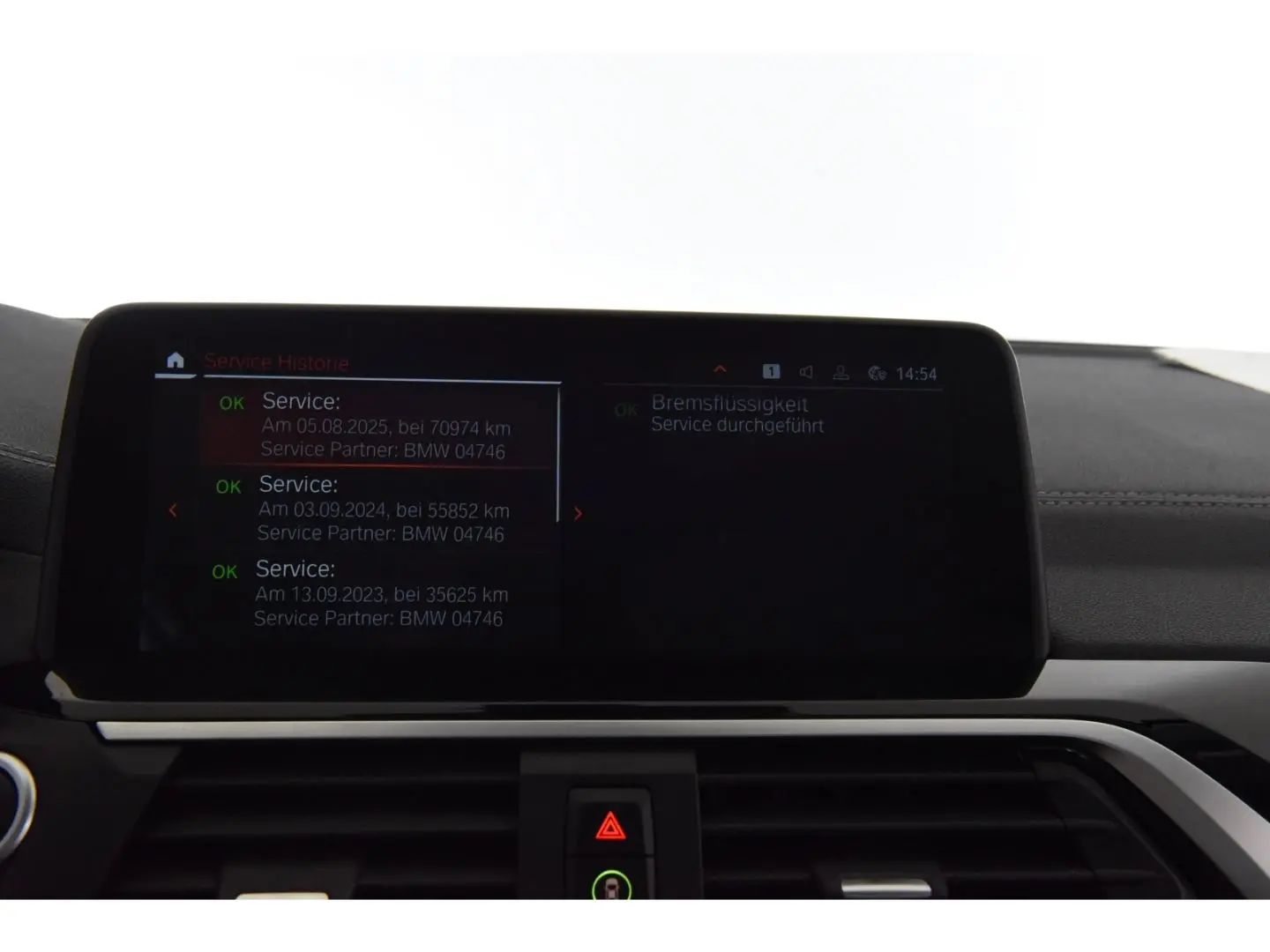 X3 20d xLine Anhängerkupplung Head Up Display Hi