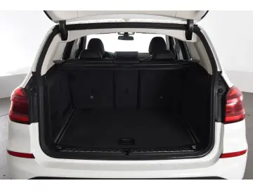 X3 20d xLine Anhängerkupplung Head Up Display Hi