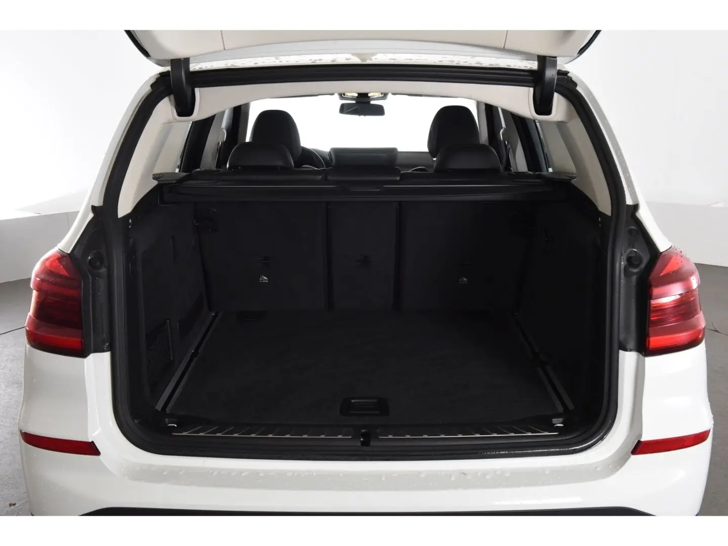 X3 20d xLine Anhängerkupplung Head Up Display Hi