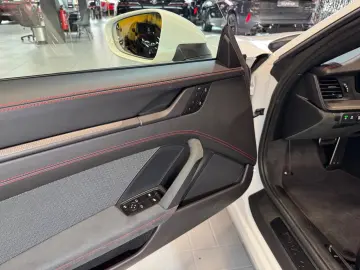 Porsche 992 911  992.2 Targa 4 GTS