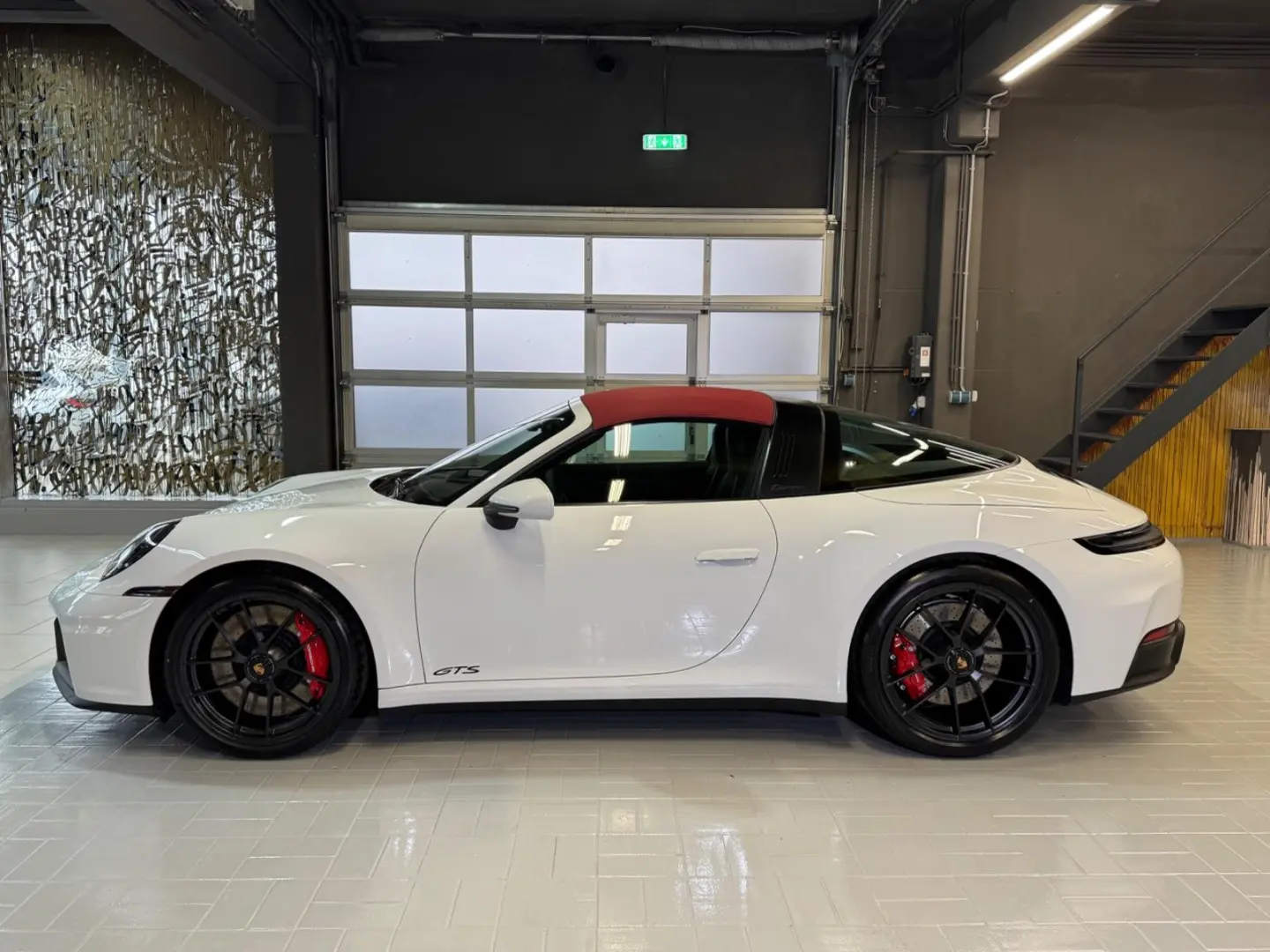 Porsche 992 911  992.2 Targa 4 GTS
