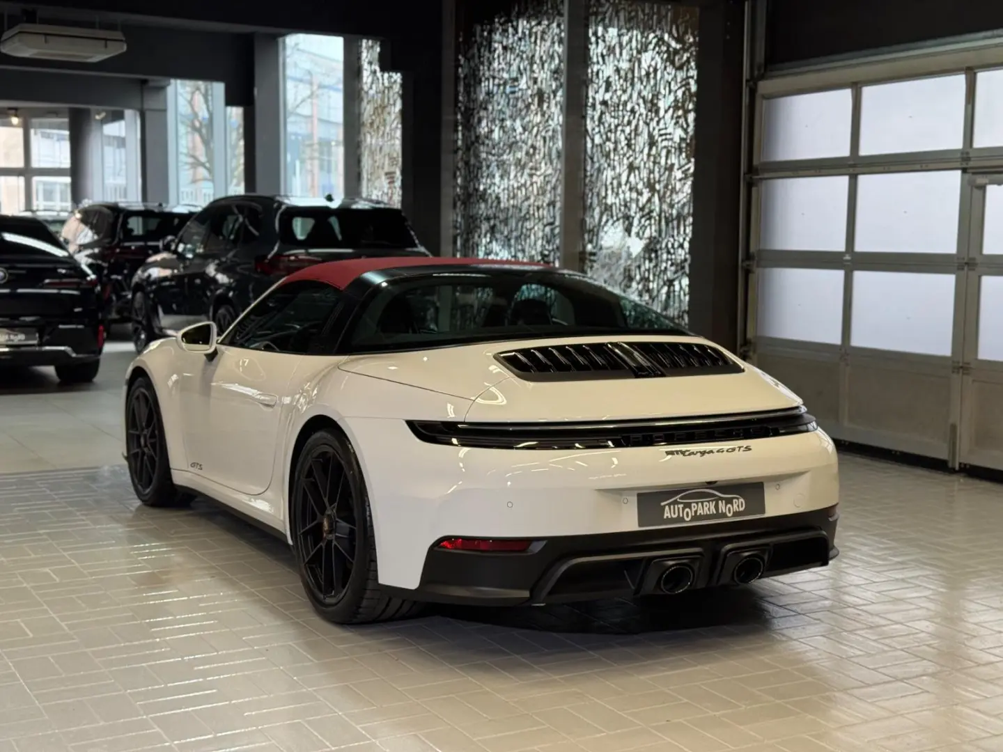 Porsche 992 911  992.2 Targa 4 GTS