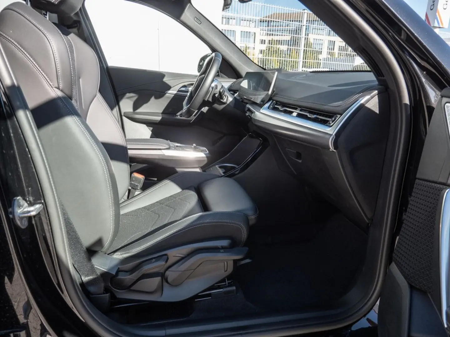 X1 xDrive 23i M-Sport 360  PANO H K HUD AHK NAVI