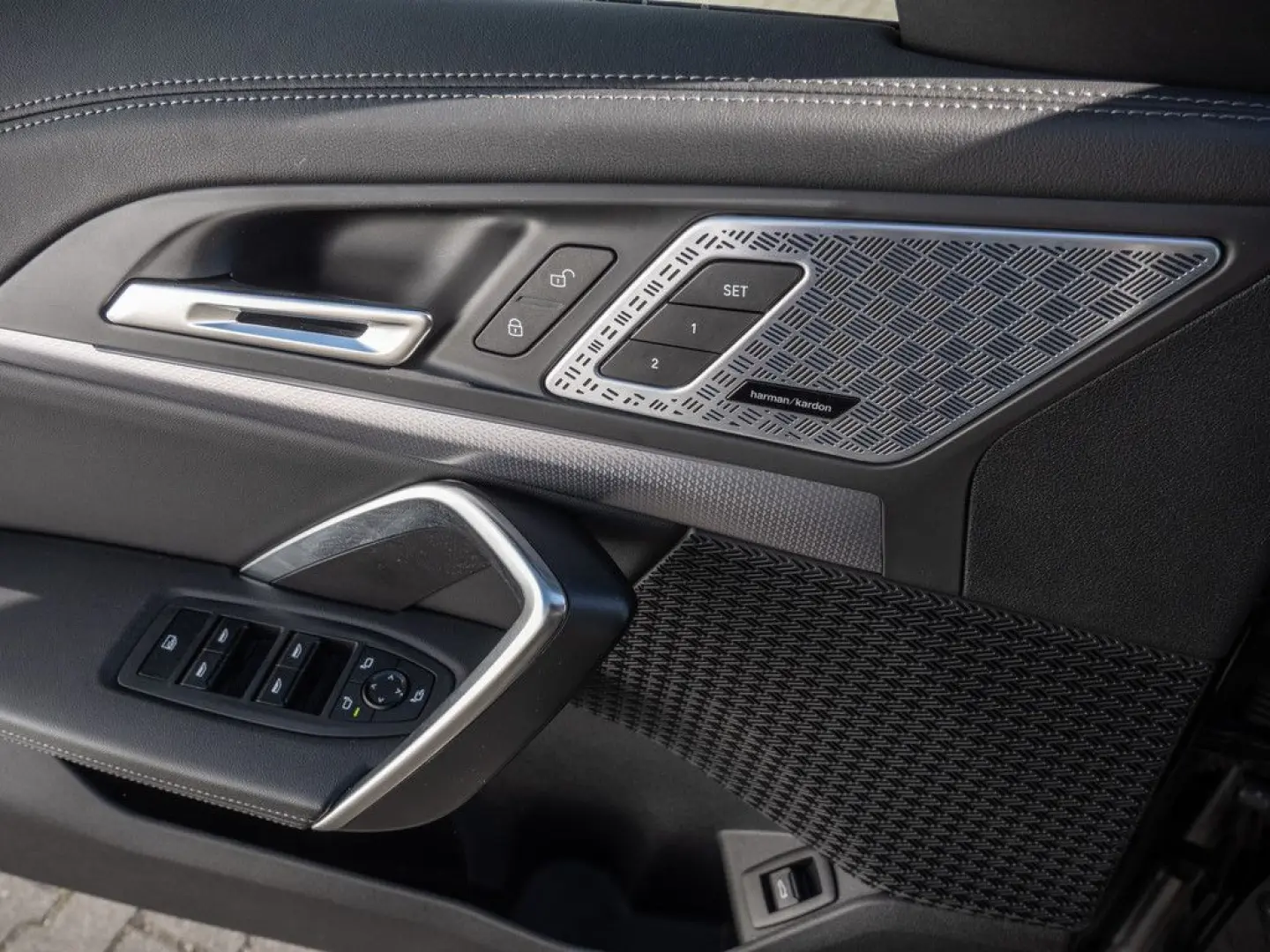 X1 xDrive 23i M-Sport 360  PANO H K HUD AHK NAVI