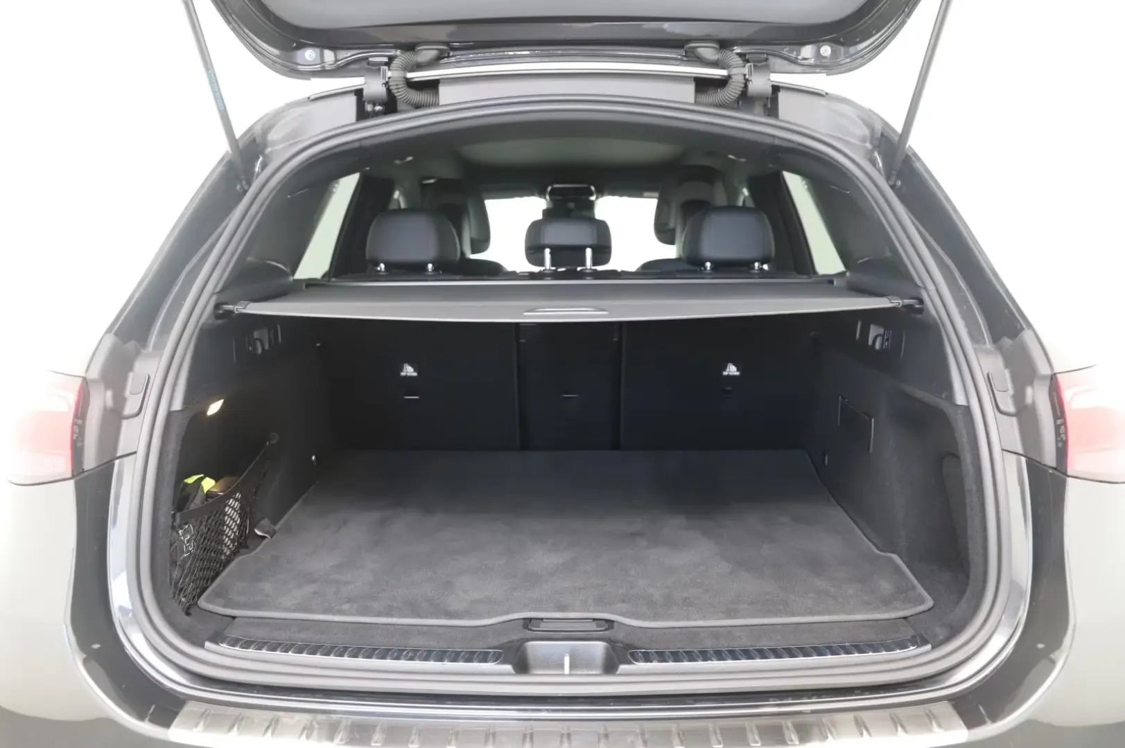 Mercedes-Benz GLC 200 Linie AMG 4M 2x LED PANO AHK