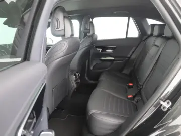 Mercedes-Benz GLC 200 Linie AMG 4M 2x LED PANO AHK