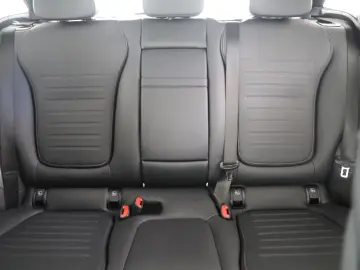 Mercedes-Benz GLC 200 Linie AMG 4M 2x LED PANO AHK