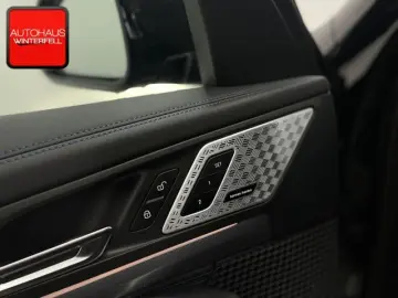 X1 xDrive 23 i M SPORT PANO H K MEMO MASSAGE ACC