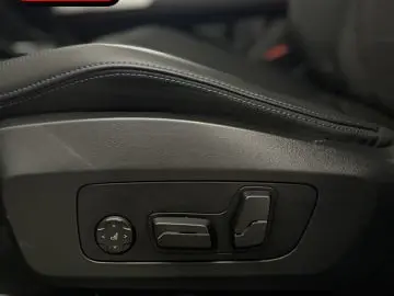 X1 xDrive 23 i M SPORT PANO H K MEMO MASSAGE ACC