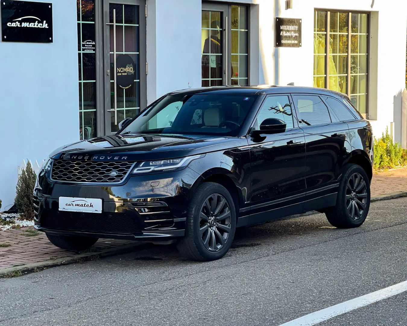 Range Rover Velar R-DYNAMIC