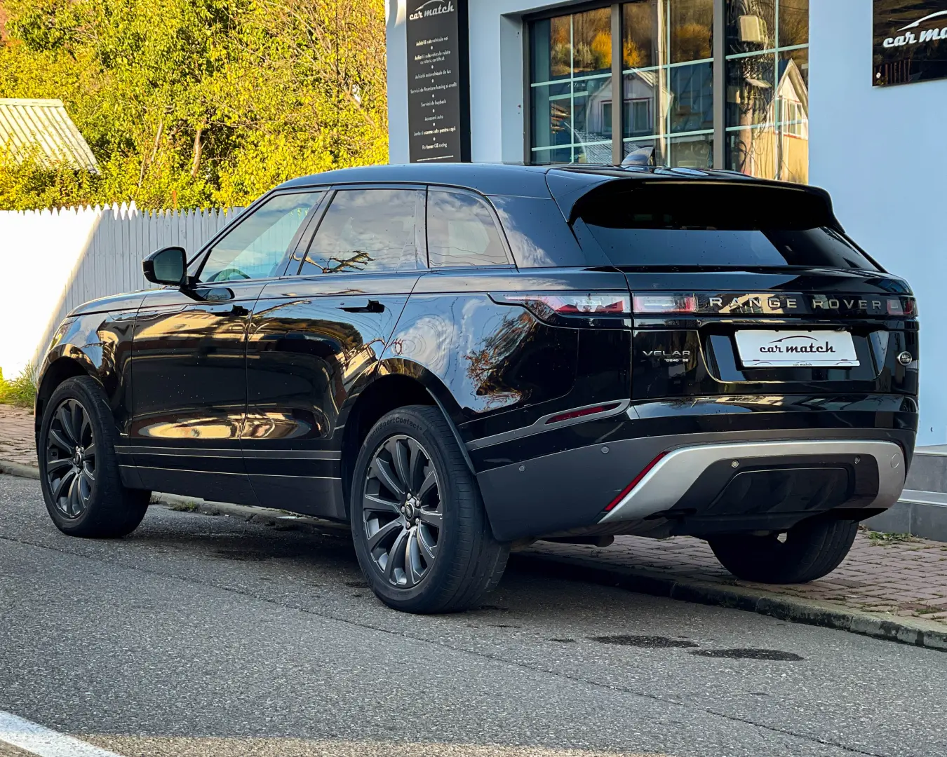 Range Rover Velar R-DYNAMIC