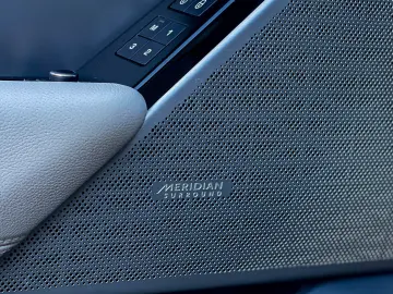 Range Rover Velar R-DYNAMIC