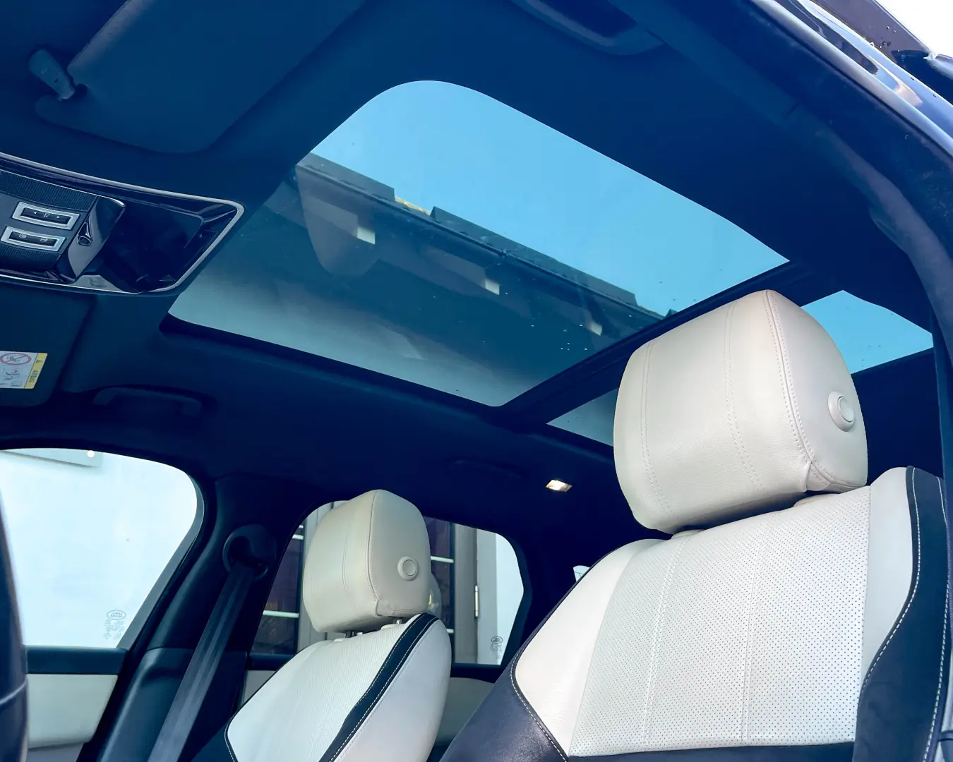 Range Rover Velar R-DYNAMIC