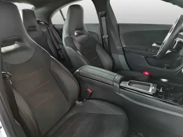 CLA 180 Coupé AMG Line ADVANCED PLUS SMARTP.-INT