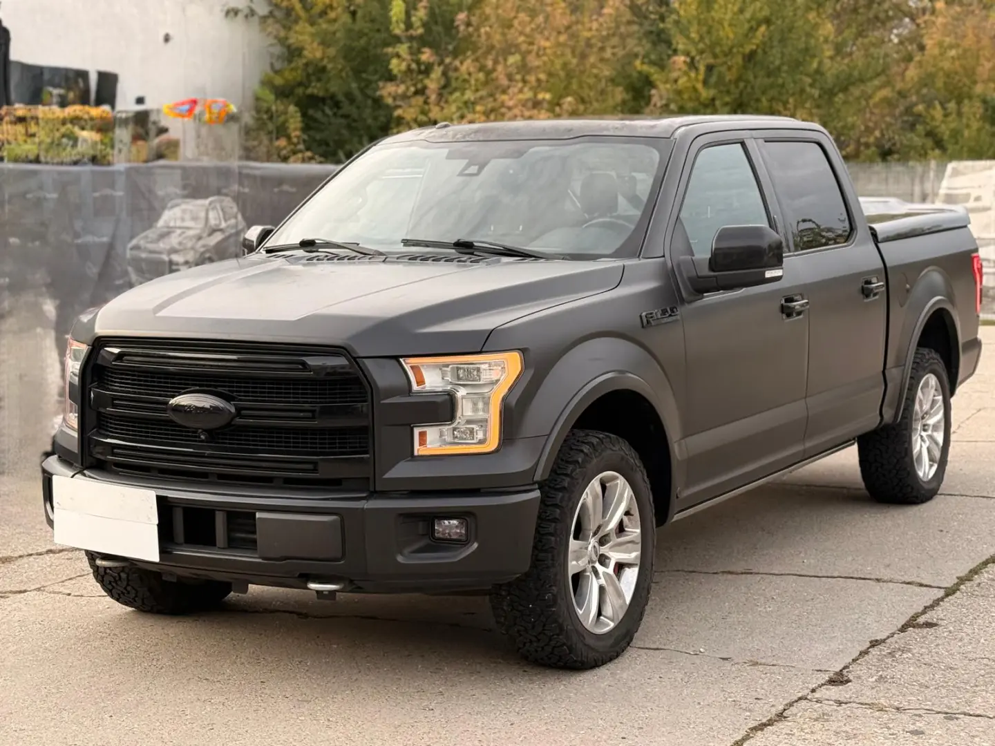 Ford F-150 Platinum – Luxury & Power - Autoutilitara