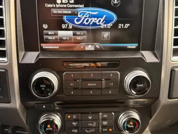 Ford F-150 Platinum – Luxury & Power - Autoutilitara