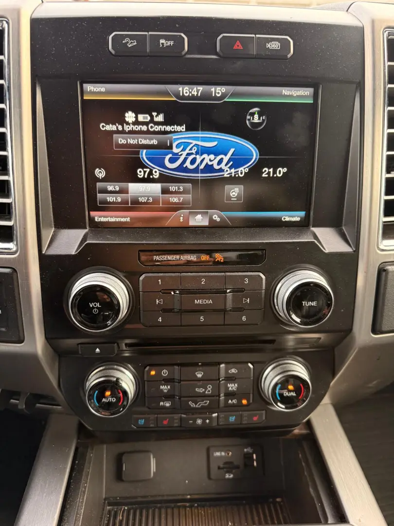 Ford F-150 Platinum – Luxury & Power - Autoutilitara