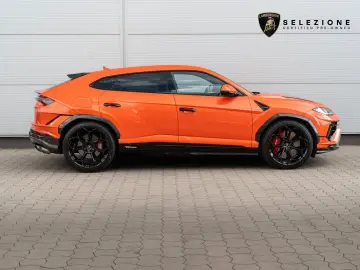 Lamborghini Urus Performante