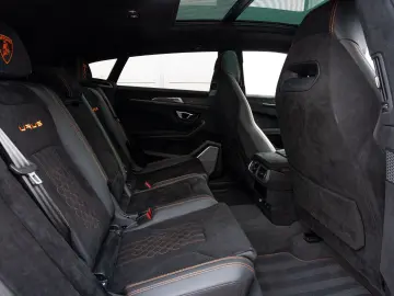 Lamborghini Urus Performante