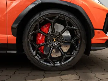 Lamborghini Urus Performante