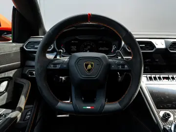 Lamborghini Urus Performante