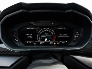 Lamborghini Urus Performante