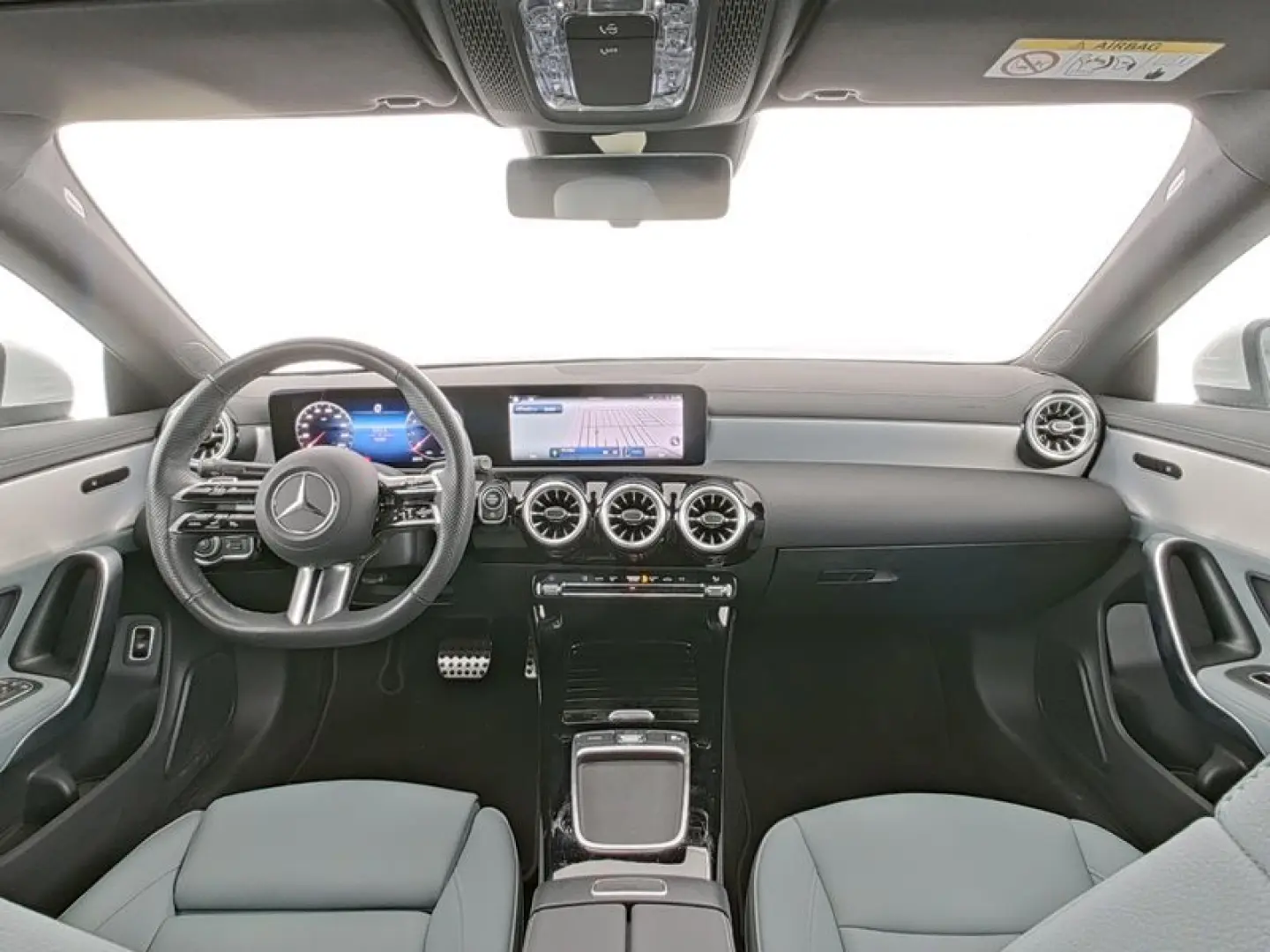 CLA 200 AMG  LED MBUX WINTERPAKET 360 KAMERA