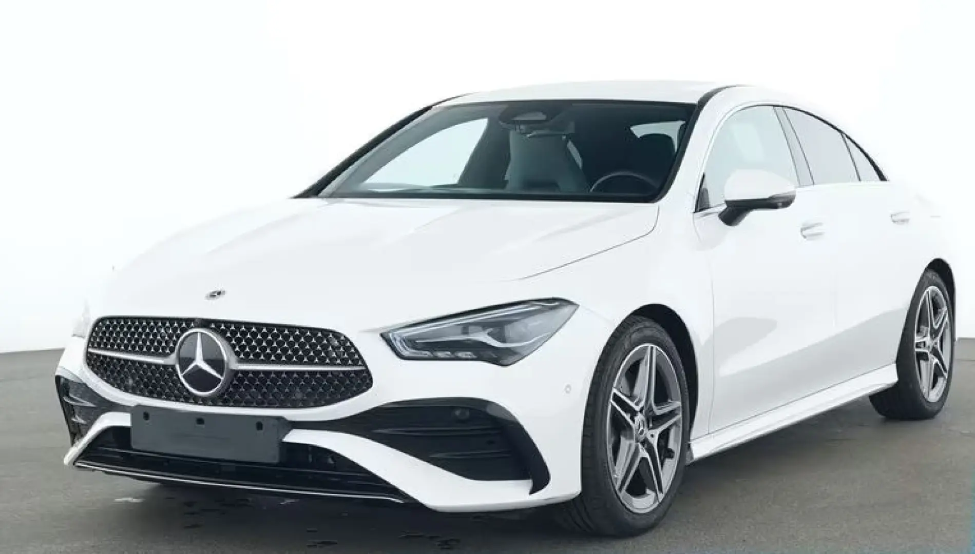 CLA 200 AMG  LED MBUX WINTERPAKET 360 KAMERA