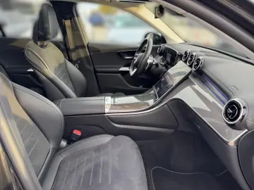 Mercedes-Benz GLC 300 d 4M AMG NIGHT AHK PANO