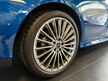 CLA 180 Coupé AMG ADVANCED  19  MULTIBEAM WINTER