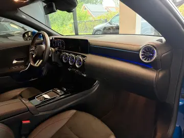 CLA 180 Coupé AMG ADVANCED  19  MULTIBEAM WINTER