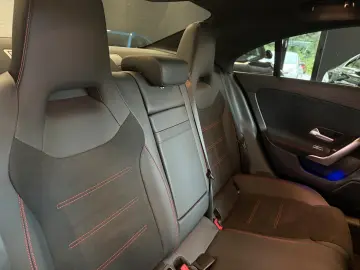 CLA 180 Coupé AMG ADVANCED  19  MULTIBEAM WINTER