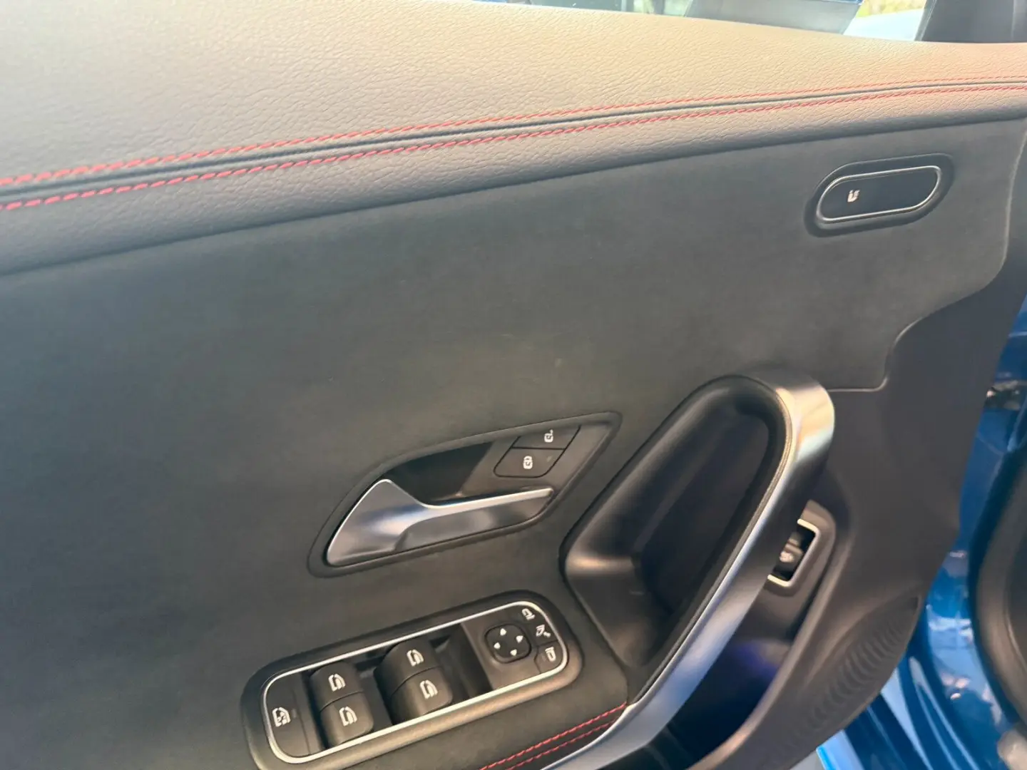 CLA 180 Coupé AMG ADVANCED  19  MULTIBEAM WINTER