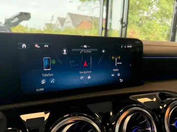 CLA 180 Coupé AMG ADVANCED  19  MULTIBEAM WINTER