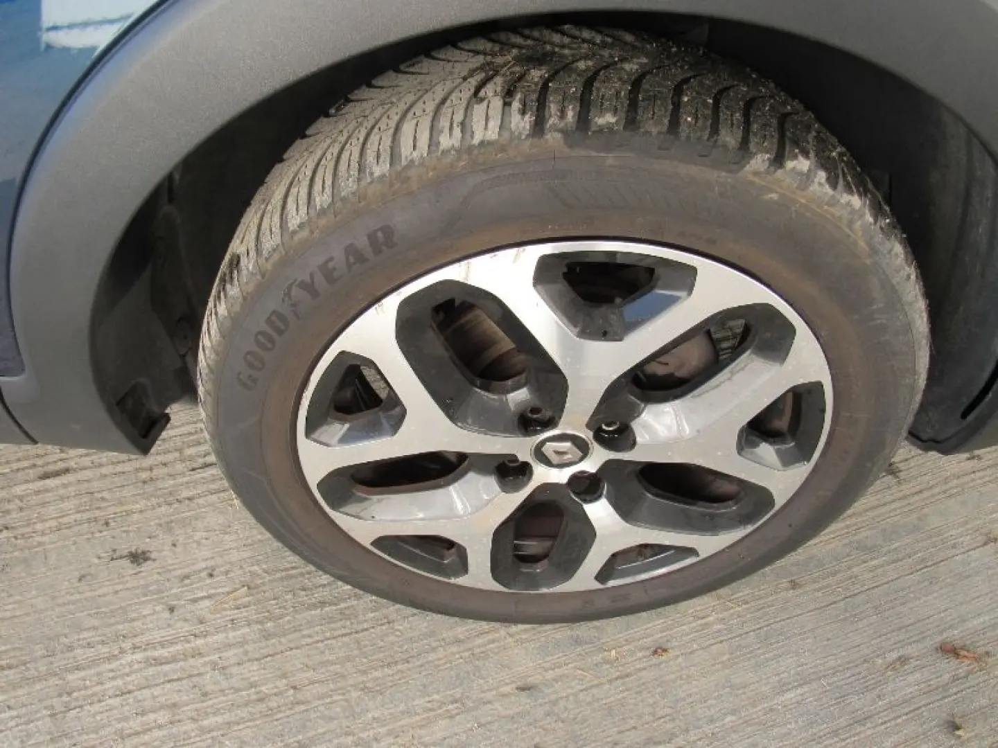 RENAULT CAPTUR TCe 150 EDC GPF Intens