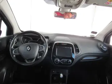 RENAULT CAPTUR TCe 150 EDC GPF Intens
