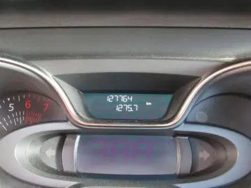 RENAULT CAPTUR TCe 150 EDC GPF Intens