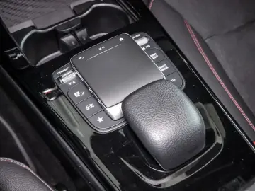 CLA 250 e Coupé AMG NIGHT SPUR PANO KAMERA SHZ