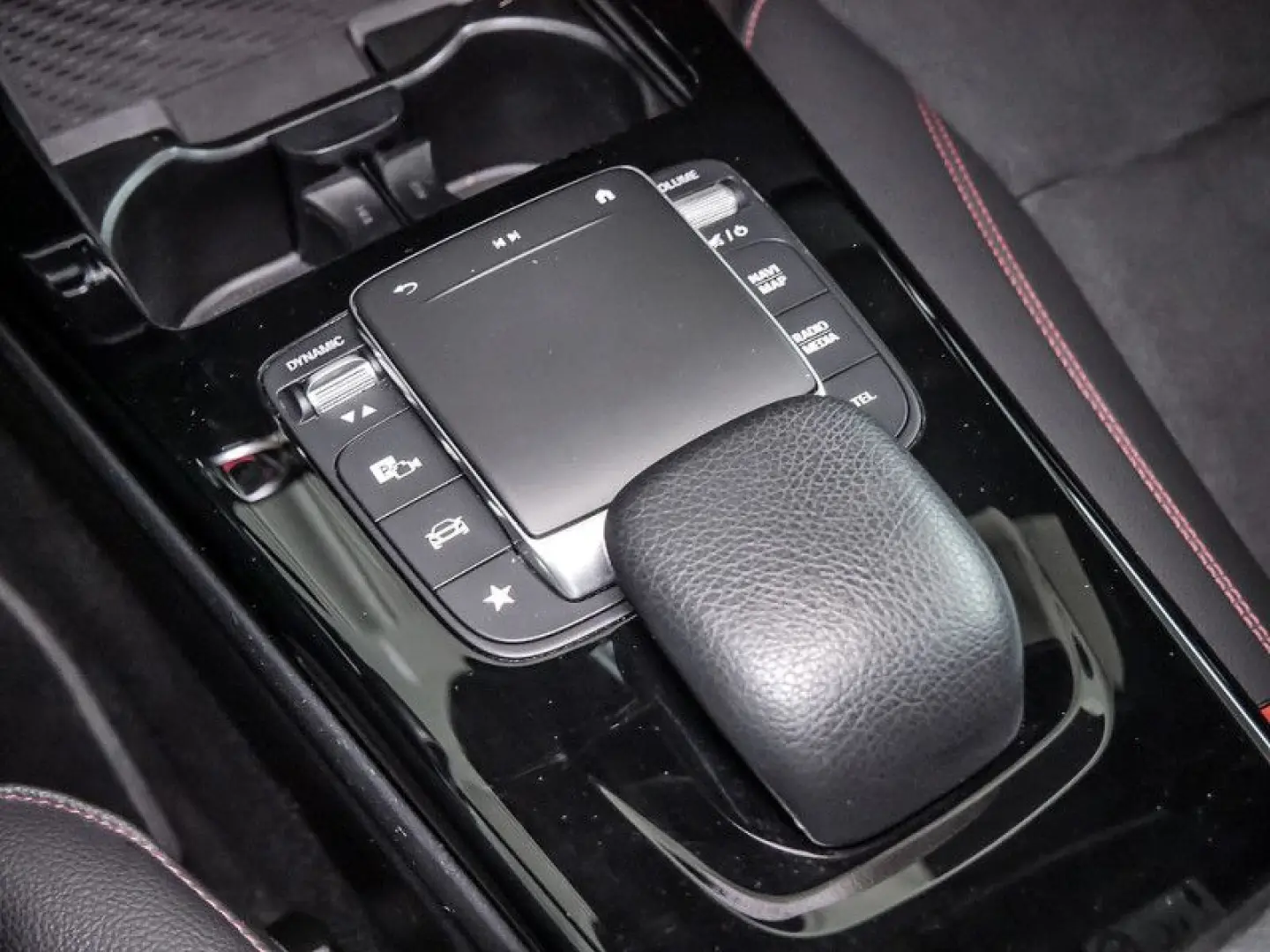 CLA 250 e Coupé AMG NIGHT SPUR PANO KAMERA SHZ