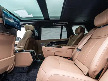 Range Rover D350 Autobiography LWB DVD