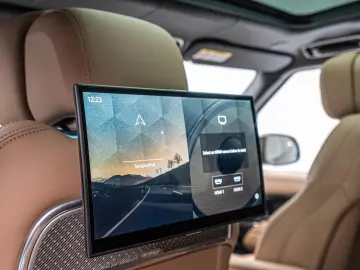 Range Rover D350 Autobiography LWB DVD